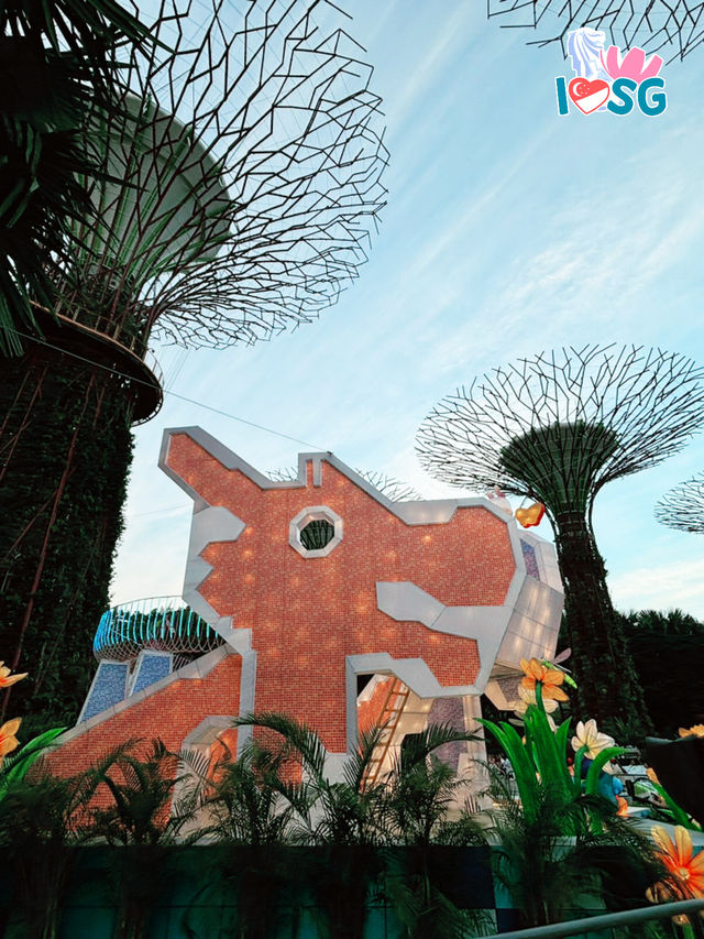 🇸🇬 A date in the garden of lanterns