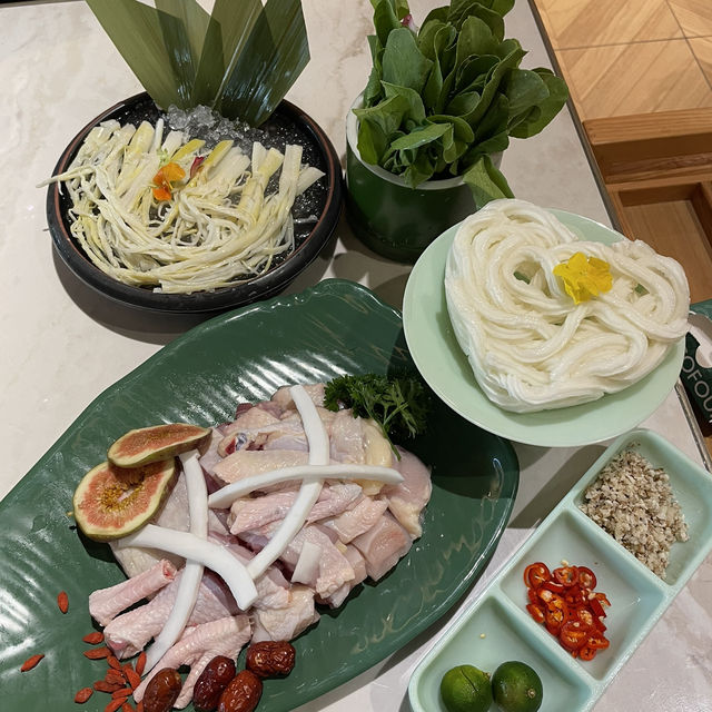 原汁原味椰子鍋