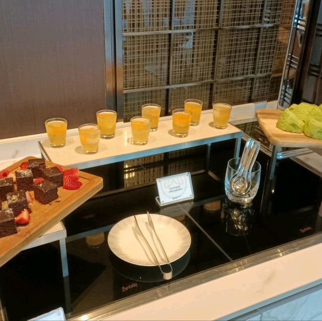 Momentous Hotel Alexandra 
