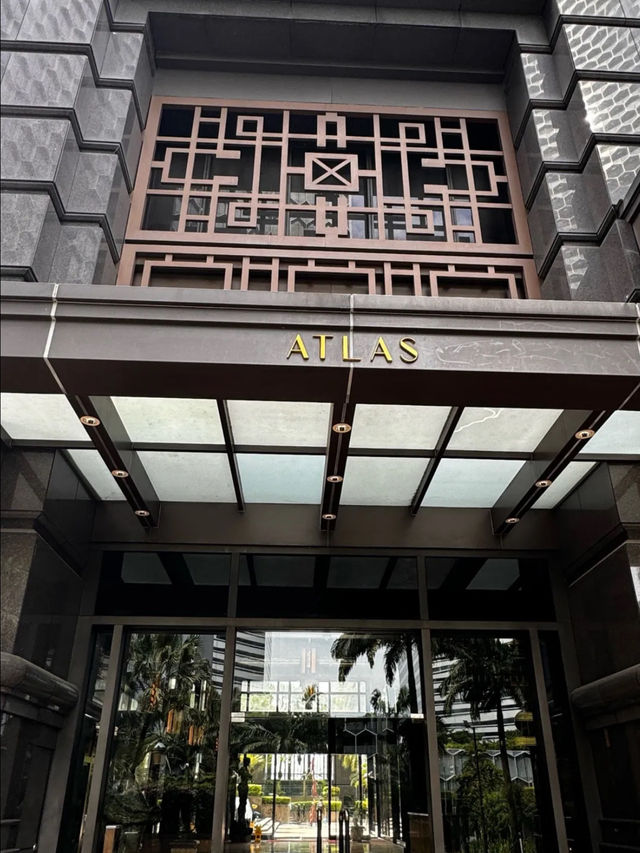 Atlas bar in Singapore one of the asthetic bars .