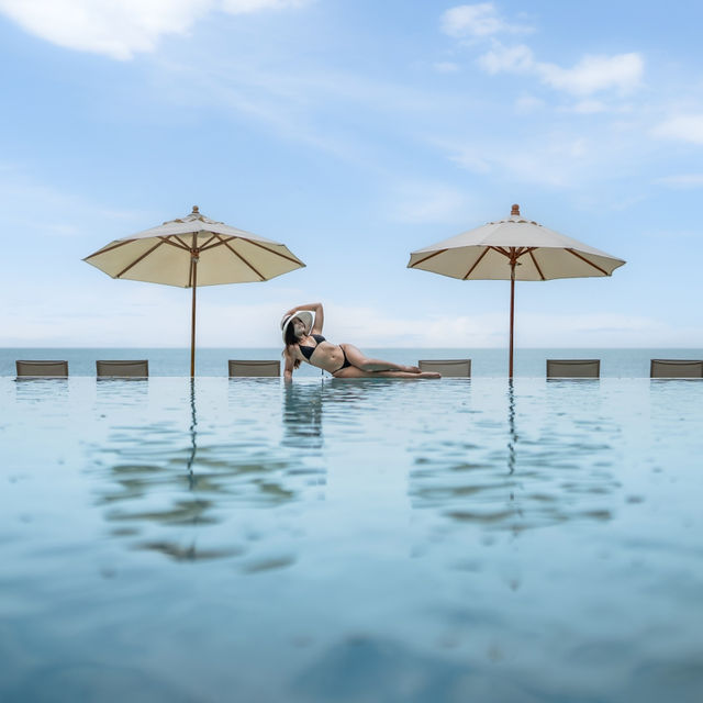 ที่พักติดทะเลชะอำ-หัวหิน สระว่ายน้ำสวยจึ้ง🏝️