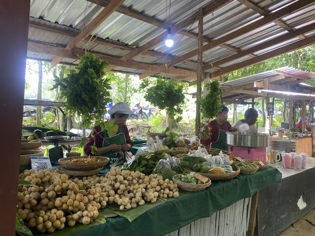 หลาดใต้โหนด ตลาดชิวเมืองพัทลุง