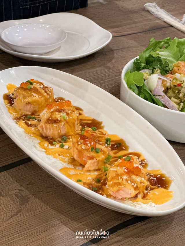 ซูชิและอาหารญี่ปุ่นในบรรยากาศเป็นกันเอง