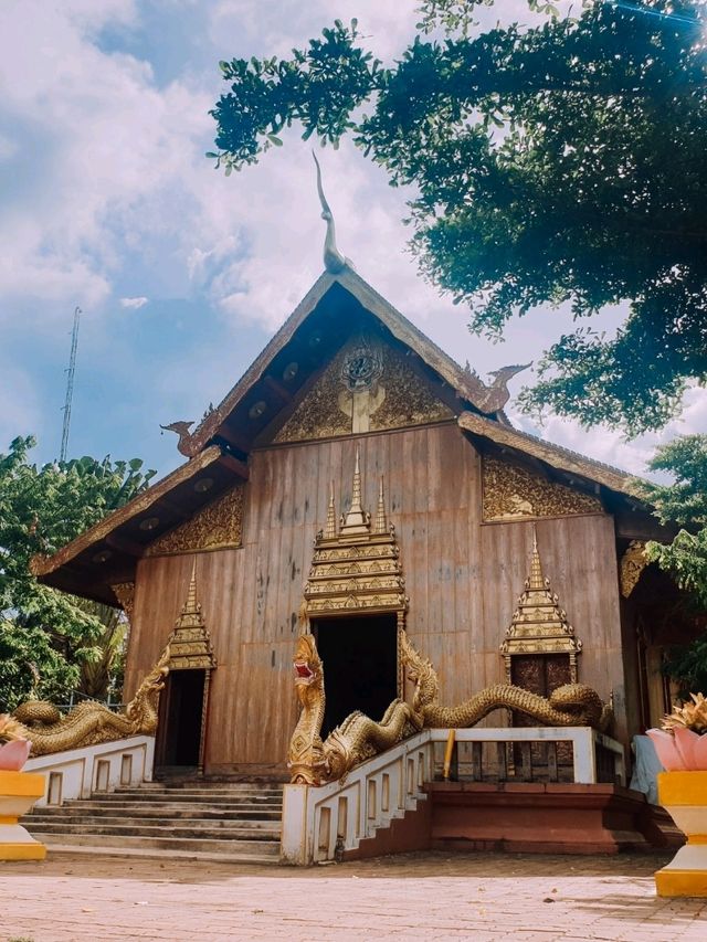 "วิหารเรย์แบรนด์" กัลยาณิวัฒนา 