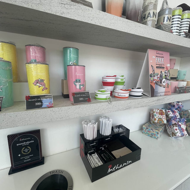 กาแฟอินทนิล ปั๊มบางจาก วิภาวดี 60