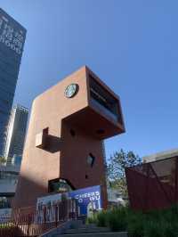 「探尋深圳金啤坊：啤酒文化與藝術融合的休閒勝地」
