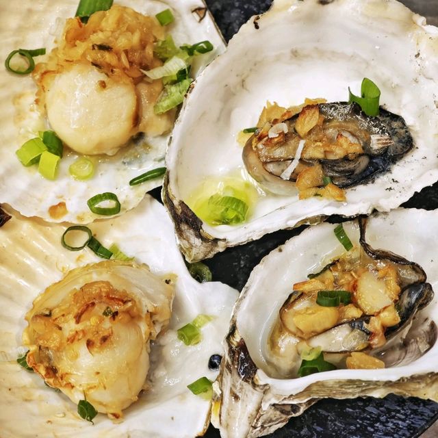 有大閘蟹🦀任食嘅🇯🇵日泰🇹🇭式放題