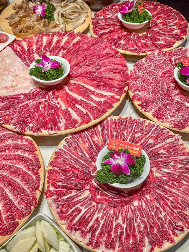 深圳·喜喜贊牛潮汕牛肉火鍋