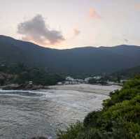 Shek O Beach: Hong Kong’s Hidden Paradise! 🌊🏖️