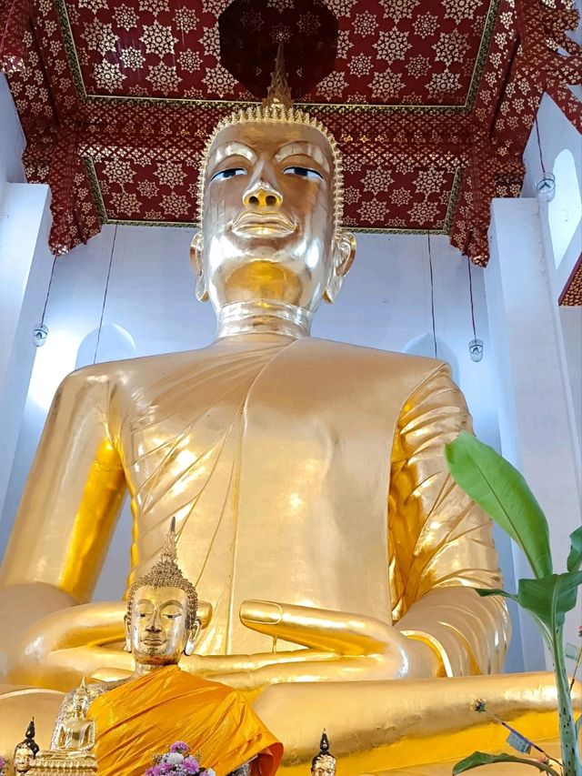 กราบสักการะ พระมหาพุทธพิมพ์ วัดเกษไชโย