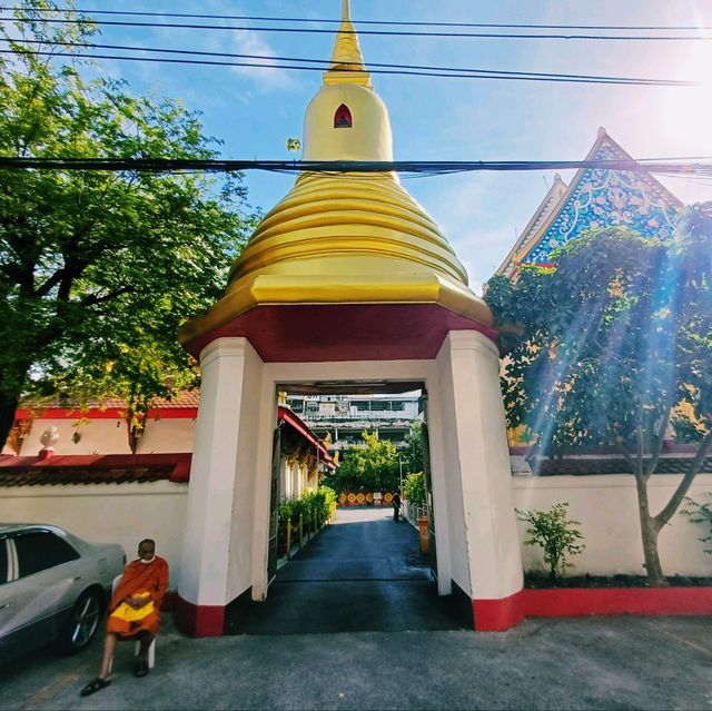 泰國曼谷湄南河畔皇家古跡寺廟景點:Wat Wiset Kan，適合拍照📸打卡