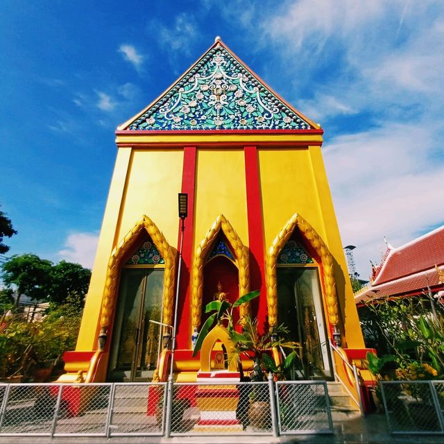 泰國曼谷湄南河畔皇家古跡寺廟景點:Wat Wiset Kan，適合拍照📸打卡