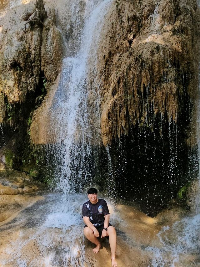 น้ำตกไทรโยคน้อย จังหวัดกาญจนบุรี