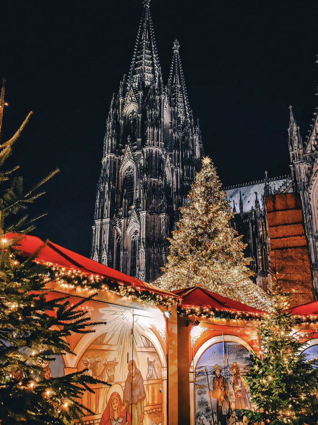 Christmas Cheer by the Rhine: Celebrating in Cologne