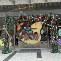 GMBB: Where Nostalgia and Christmas Vibes Collide
