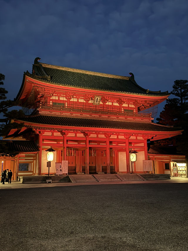 〜京都府〜年末年始ここ行って！NAKED・光の神苑 平安神宮⛩️