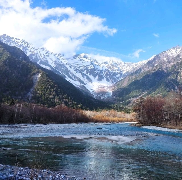 名古屋上高地最美的自然美景。