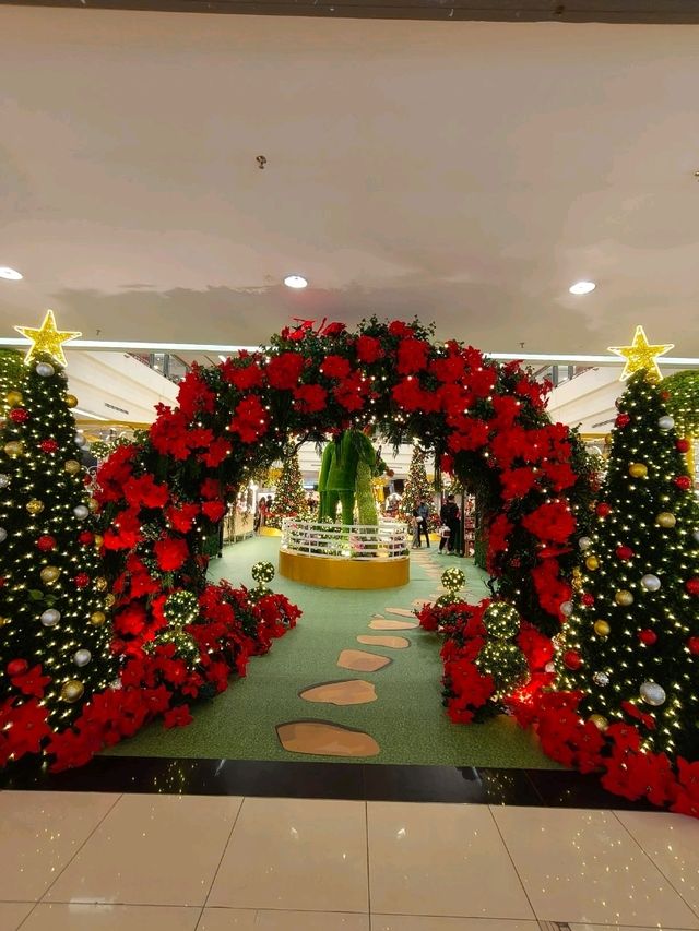 The Festive Magic at One Utama Mall
