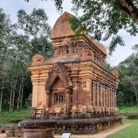 สัมผัสอารยธรรมจามโบราณ @ My Son Sanctuary