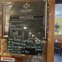 Great pub meals at Richmond tassie 