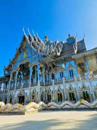 วัดพุทธพรหมยาน ไหว้พระที่วัดเกาะกลางน้ำขอพรปีใหม่