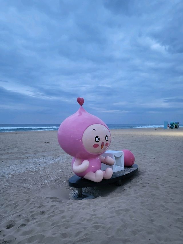 해질무렵도 낭만적이던 겨울 동해바다
