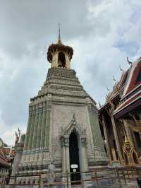 Exploring the Grand Palace: A Must-Visit in Bangkok 🏰
