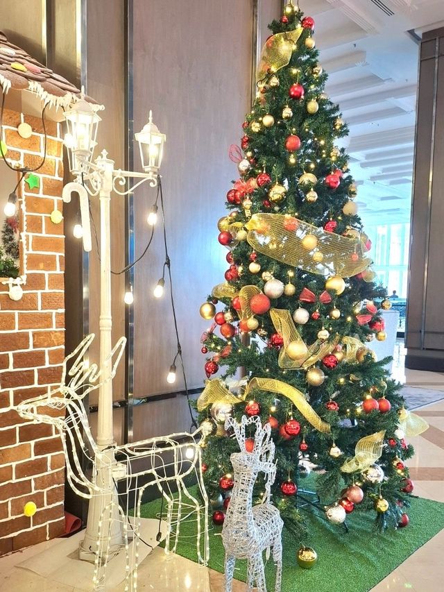 HOLIDAY JOY AT PUTRAJAYA MARRIOTT HOTEL DURING LAST CHRISTMAS CELEBRATION