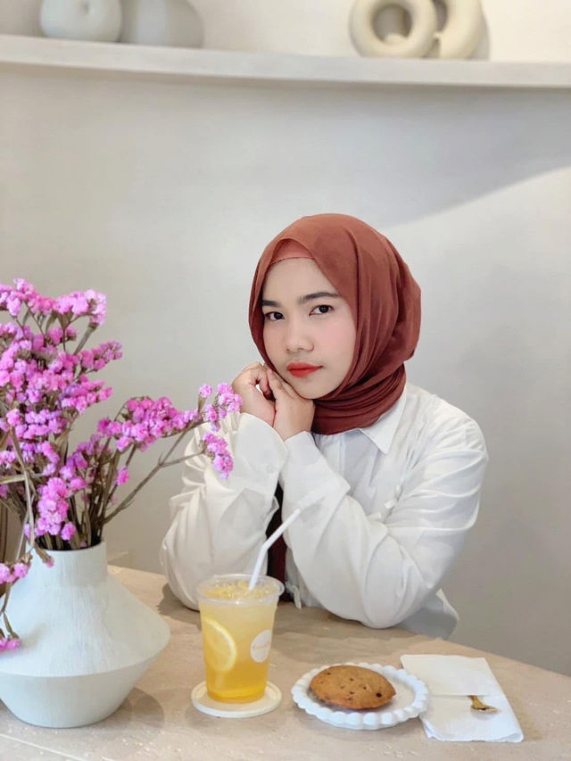 Inmalila cafe - คาเฟ่มินิมอล กระบี่