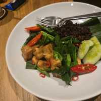 We Cafe phuket ผักออแกนิค farm to table