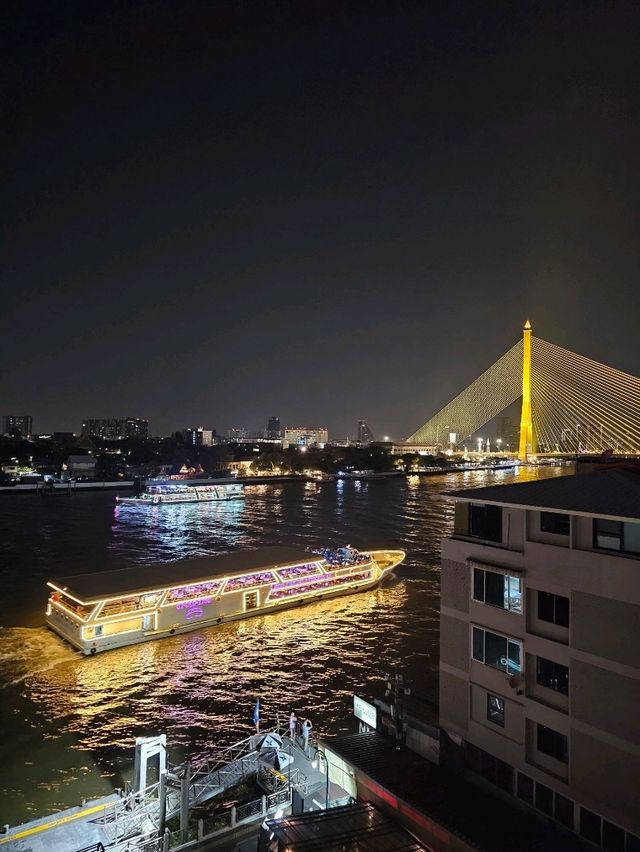บาร์ลับย่านพระอาทิตย์