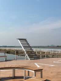 OASIS – บ้านไม้ริมนาข้าวนาเกลือ ที่เพชรบุรี