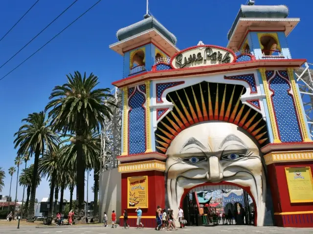 Step into Fun at Luna Park Melbourne : A Nostalgic Adventures