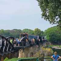 สะานข้ามแม่น้ำแคว ทางรถไฟสายมรณะ