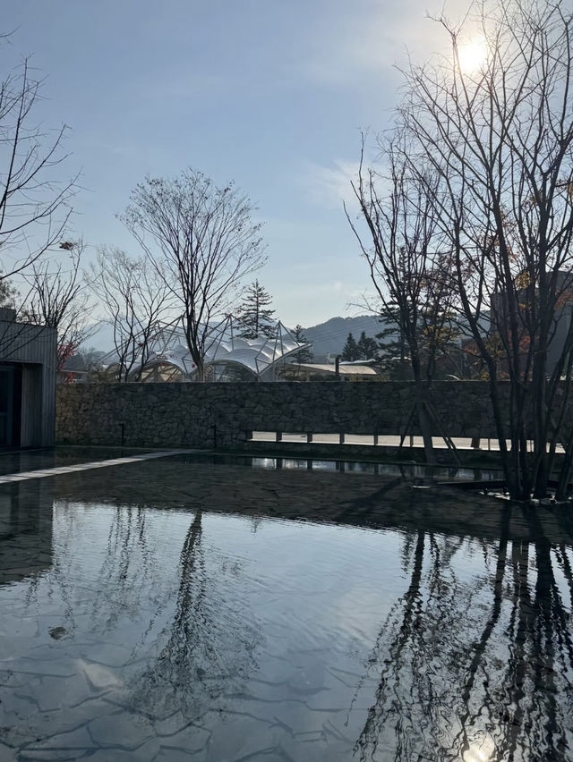 Yuwonjae: A Tranquil Hanok Stay in Seoul