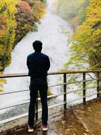 Yudaki Falls ส้มๆ แดงๆ เหลือง กับช่วงใบไม้เปลี่ยนสี