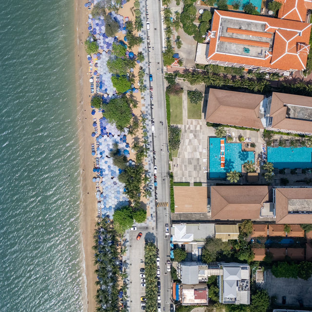 รฝที่พักริมหาดดงตาล พัทยา ราคาดี 🏝️