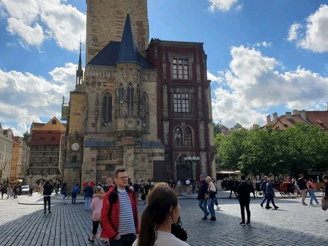 [🇨🇿プラハ] 旧市街広場 — 歴史が息づく広場と天文時計の魅力