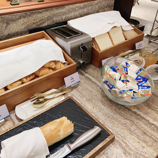 西安美居酒店早餐豐盛多樣！