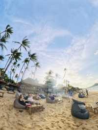 Beachside Dining Bliss: Coco Tams provides 