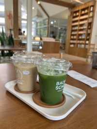 Back to School Cafe & Roastery📚 คาเฟ่ธีมโรงเรียน