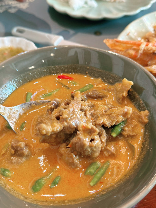 กุ้งแม่น้ำทอดเกลืออร่อยมากและราคาไม่แพงด้วย