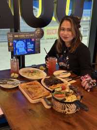 Loved for it's Cozy Vibe, Diversed Menu and Affordable Prices.