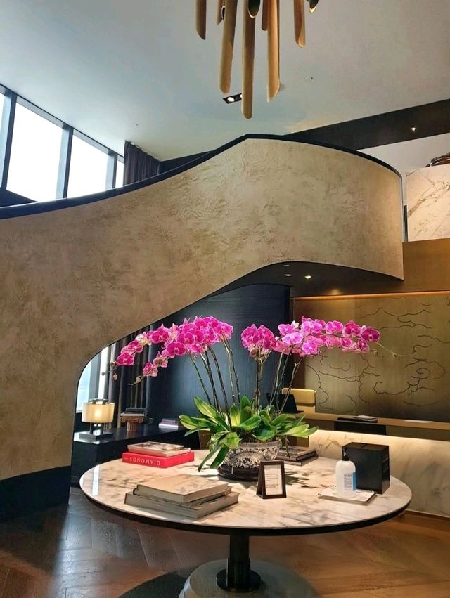 Wake Up to Victoria Harbour: A Comfortable and Convenient Stay at Grand Hyatt Hong Kong. 