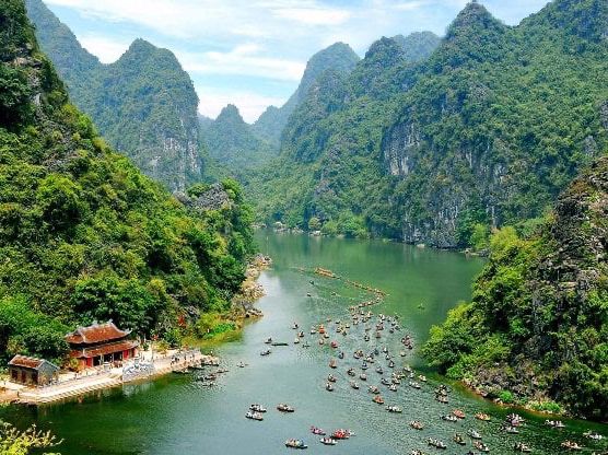 🌴🚤 TRANG WEEKEND ESCAPE: Hidden Islands & Southern Flavors! 