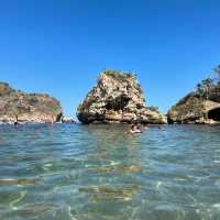 🌊✨ Isola Bella: A Spring Paradise in Taormina’s Embrace! 🌿🏝️