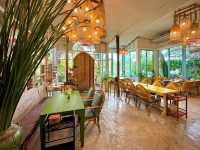 Chaba Chabai Cafe 