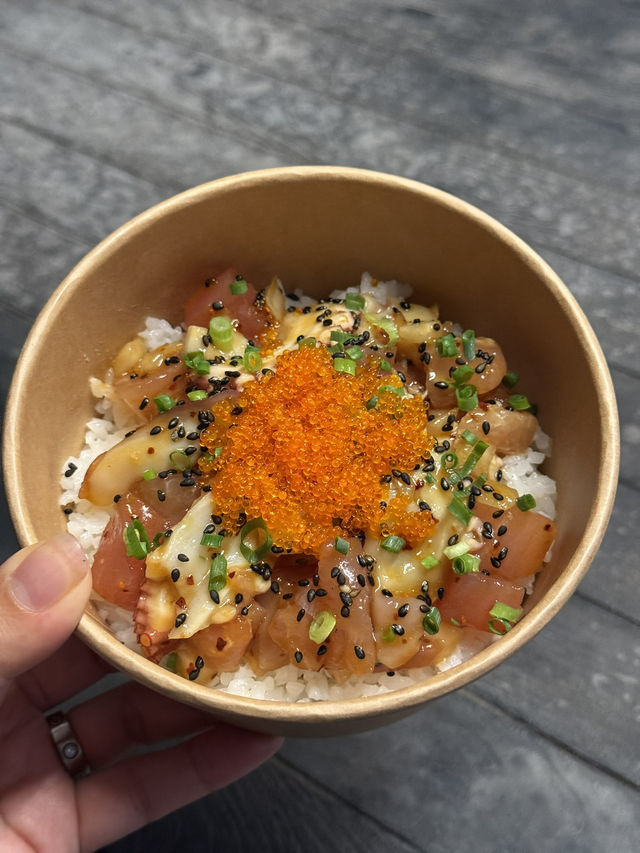 【沖縄】絶品！ポケ丼