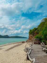 เกาะขาม ชลบุรี ทะเลสวยใกล้กรุงเทพ น้ำใสแบบอันดามัน