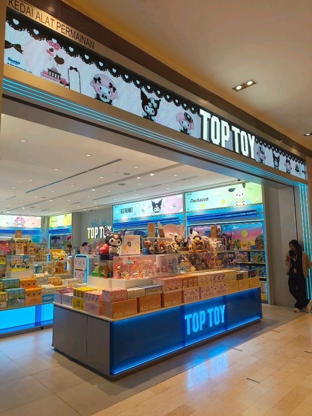 Toy Wonderland Found at TOP TOY